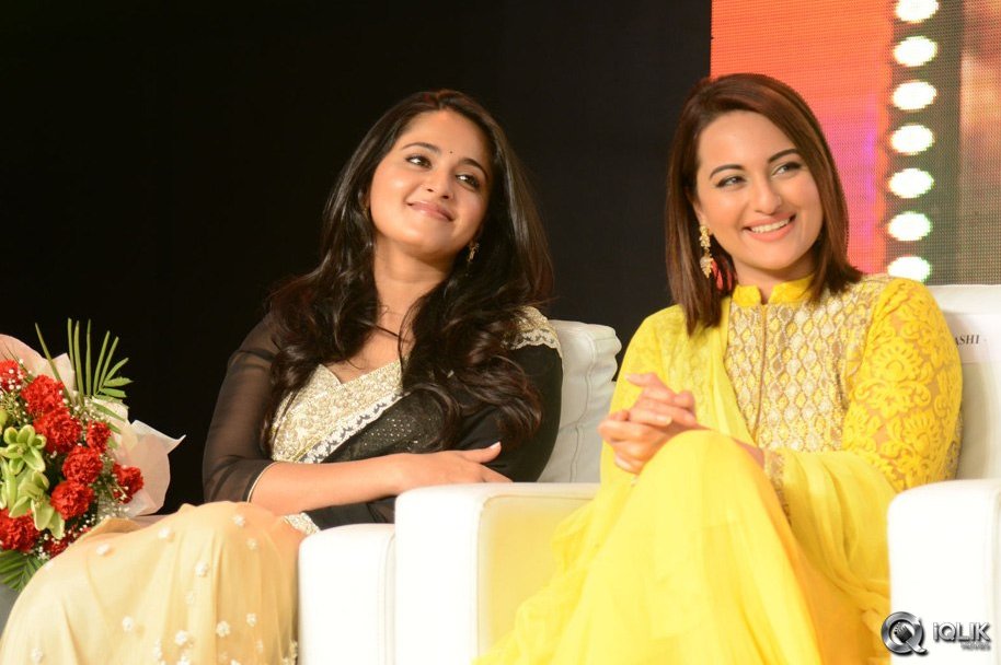 Lingaa-Movie-Audio-Success-Meet